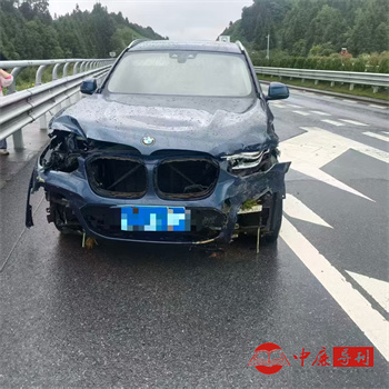 雨天未减速酿事故 高速交警温馨提醒安全出行